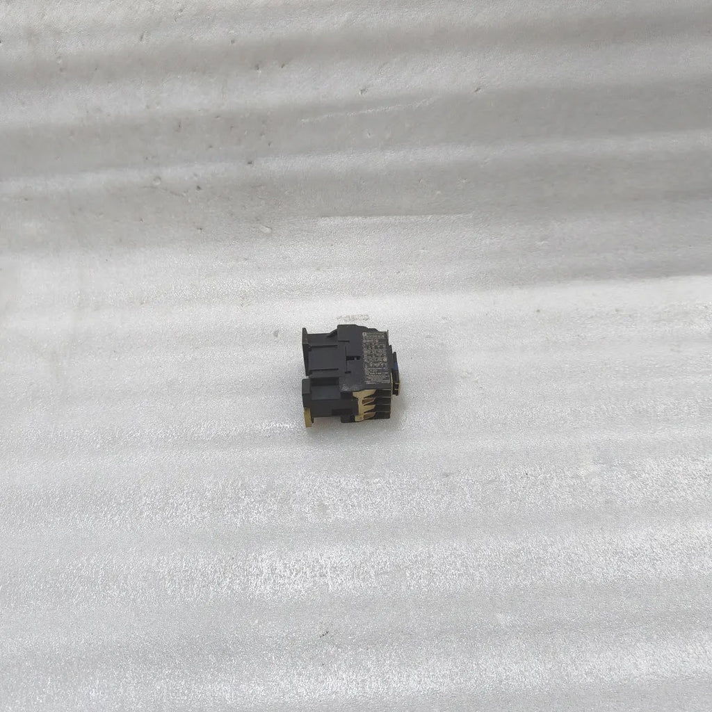Telemecanique LC1 D09 10 Contactor 25A 660V Coil 110V 3-Pole IEC 947