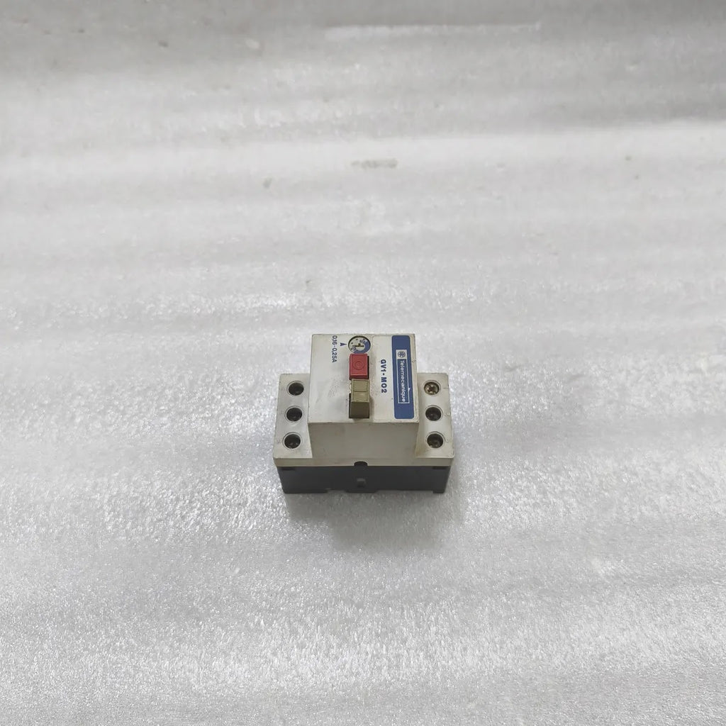 Telemecanique GV1-MO2 Motor Circuit Breaker 0.16-0.25A 660V 50/60Hz 3-Pole AC3