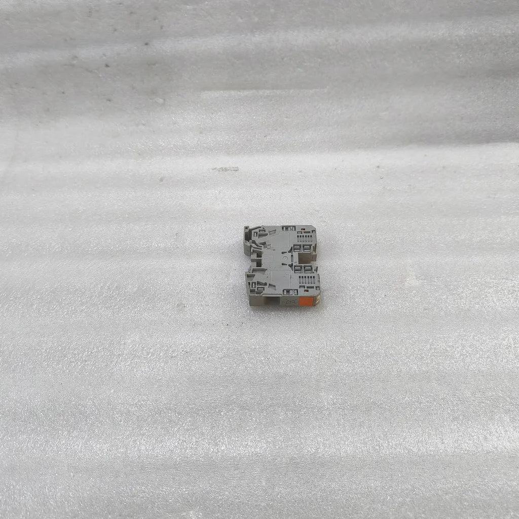 Wago 295 KFUB DIN Rail Terminal Block 1000V 35mm2 15A 600V AWG 8-2