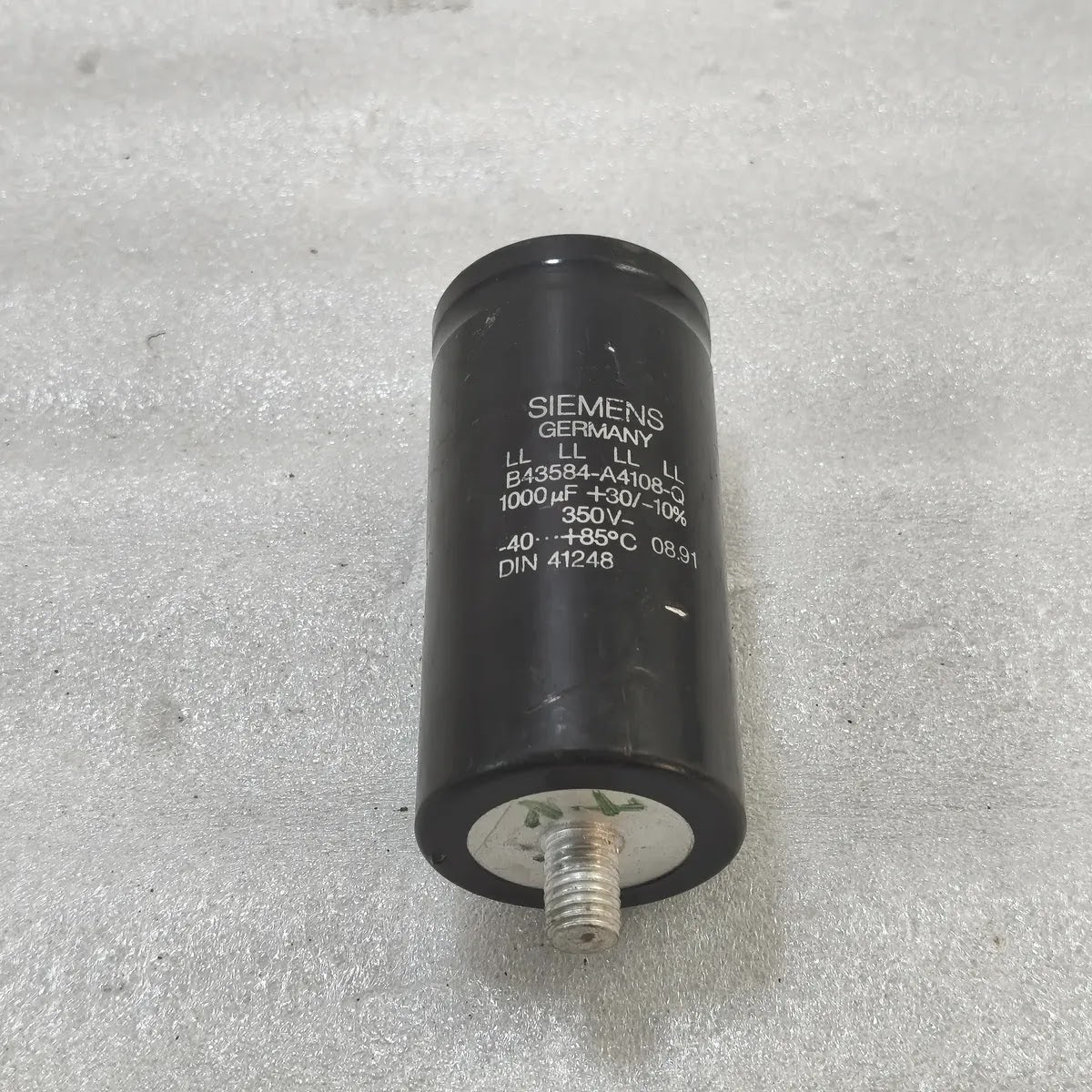 Siemens B43584-A4108-Q Electrolytic Capacitor 1000uF 350V +30/-10% DIN 41248