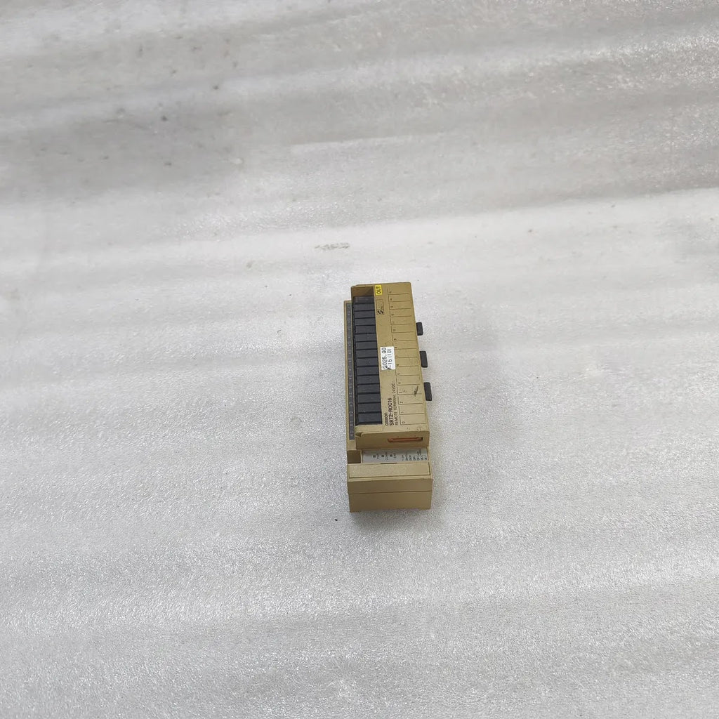 Omron SRT2-ROC16 Remote Terminal 24VDC Output Module CompoBus/S