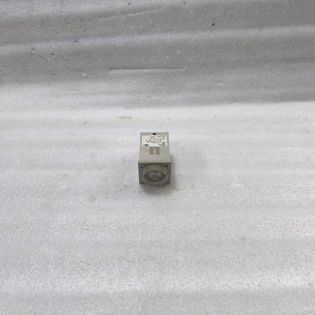 Omron H3BA-N8H Timer 110VAC 50/60Hz Contact 5A 250VAC Resistive Load