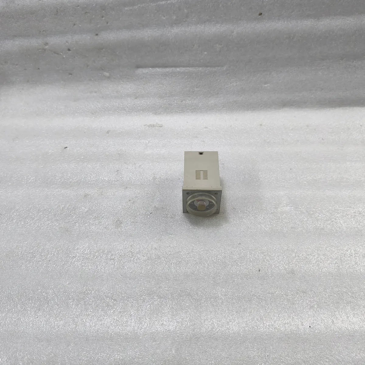 Omron H3BA-N8H Timer 110VAC 50/60Hz Contact 5A 250VAC Resistive Load