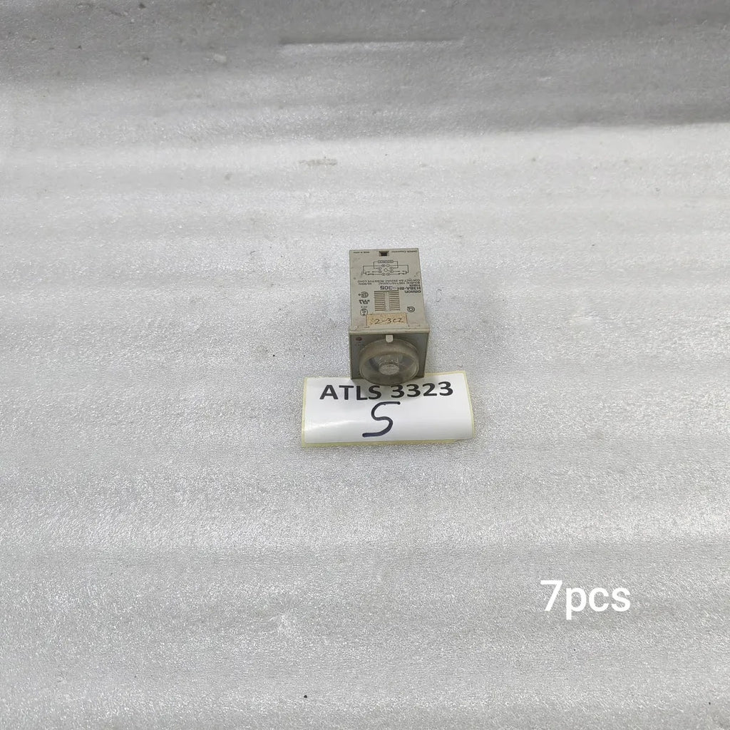 Omron H3BA-8H-305 Timer 100/110/120VAC 50/60Hz Contact 5A 250VAC