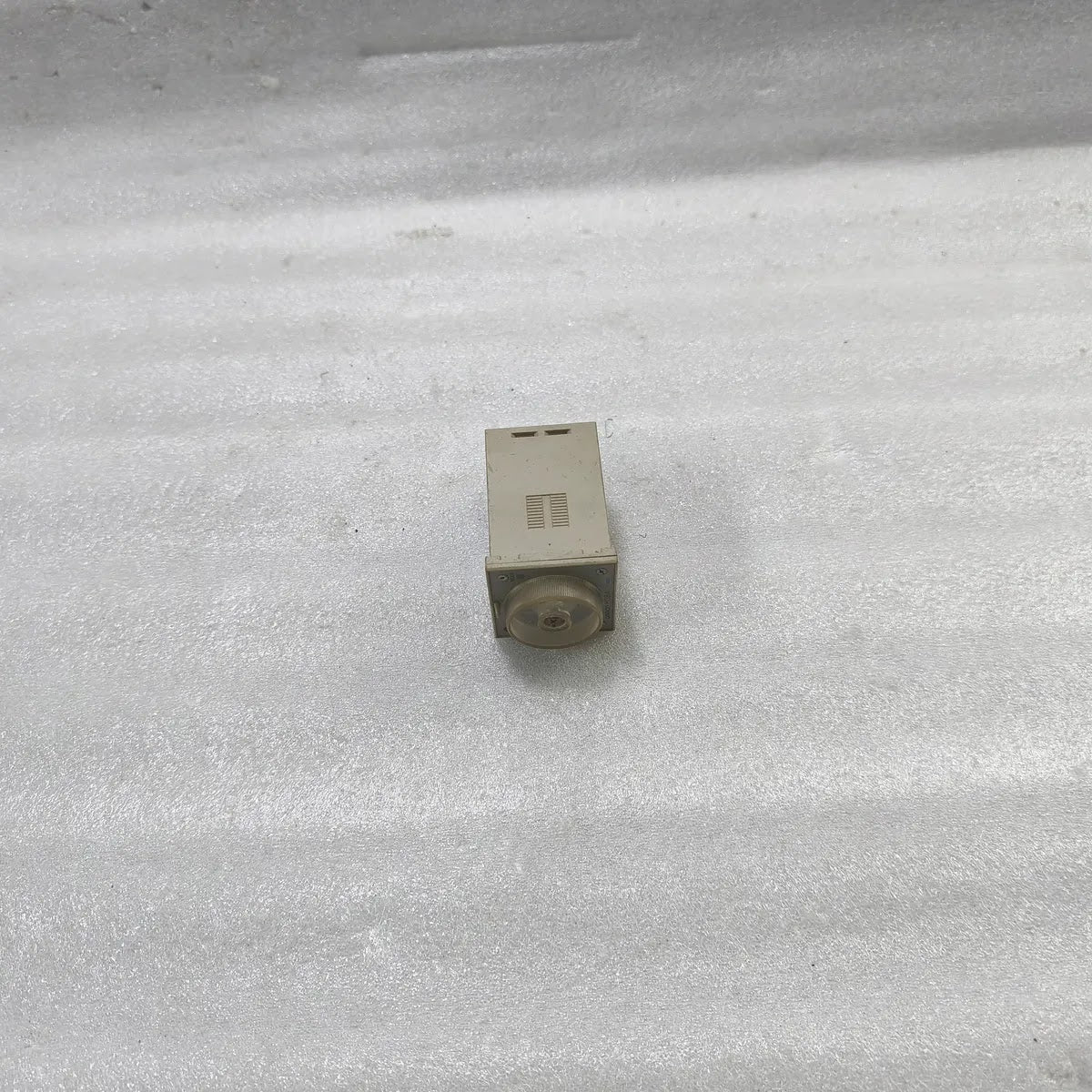 Omron H3BA-305 Timer 100/110/120VAC 50/60Hz 5A 250VAC Resistive Load