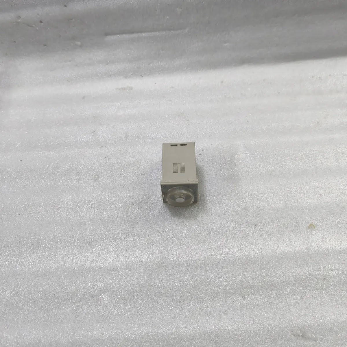 Omron H3BA-8H Timer 100/110/120VAC 50/60Hz 5A 250VAC 10sec Time Range