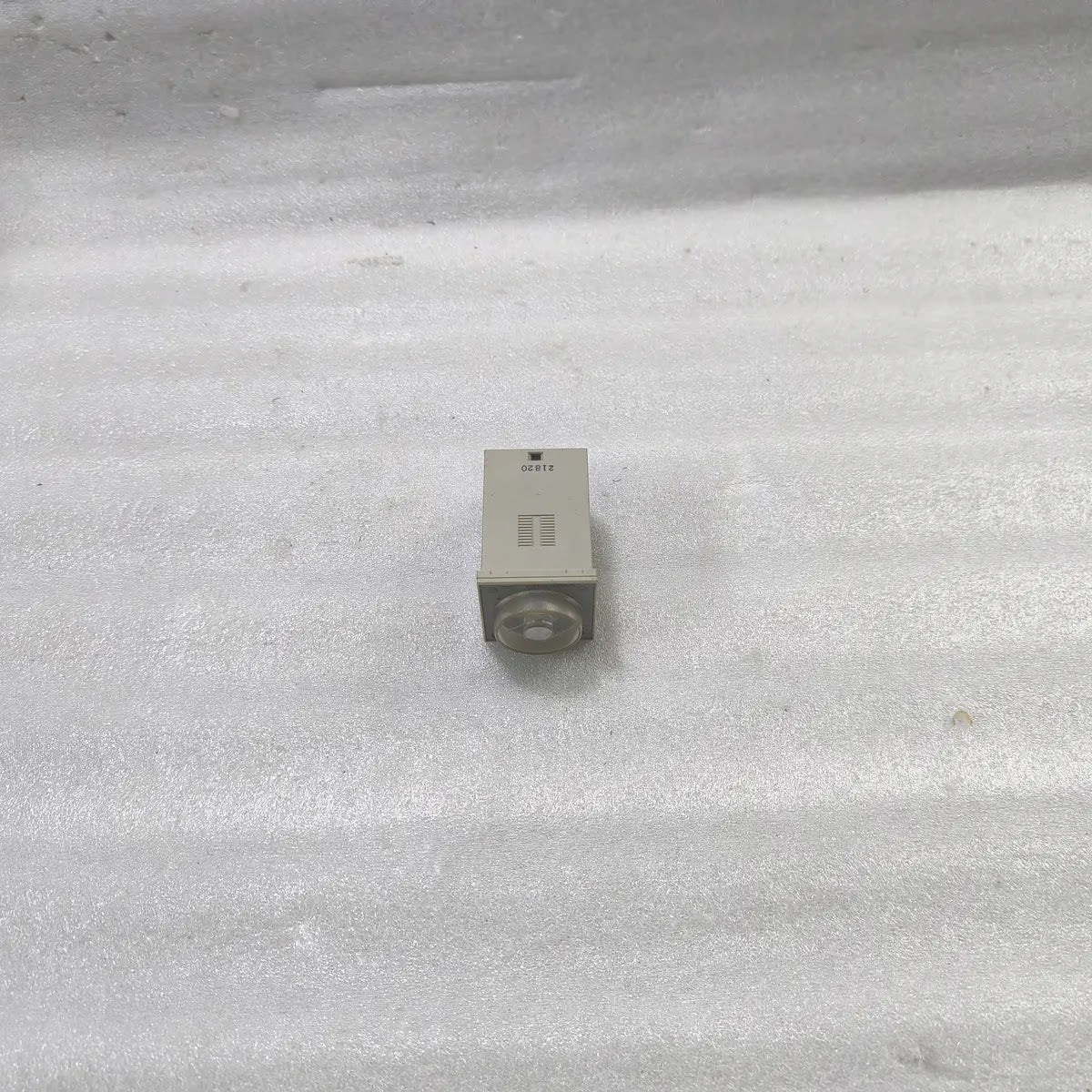 Omron H3BA-8H Timer 100/110/120VAC 50/60Hz 5A 250VAC 10sec Time Range