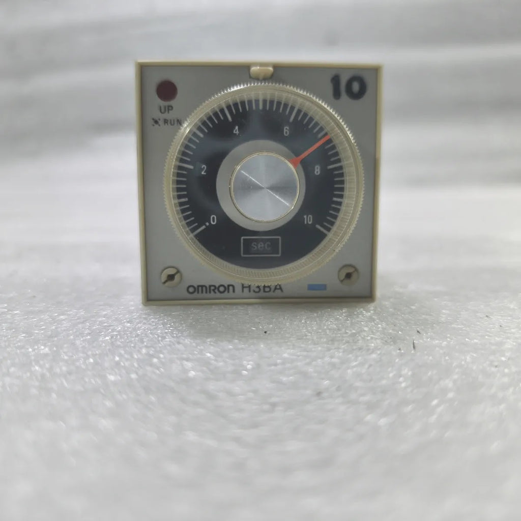 Omron H3BA-8H Timer 100/110/120VAC 50/60Hz 5A 250VAC 10sec Time Range