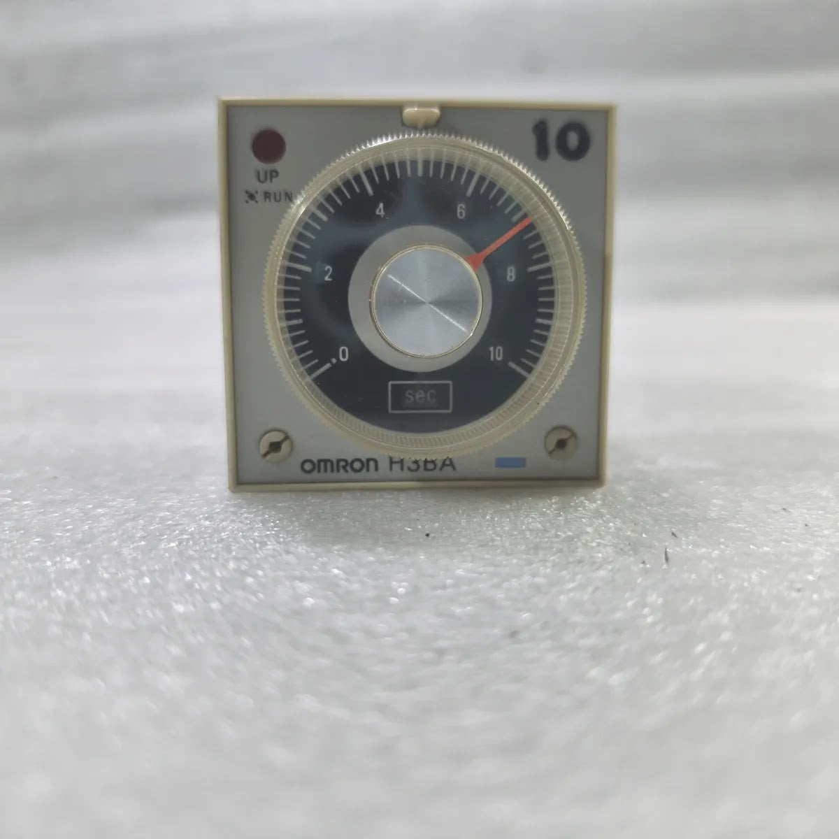 Omron H3BA-8H Timer 100/110/120VAC 50/60Hz 5A 250VAC 10sec Time Range