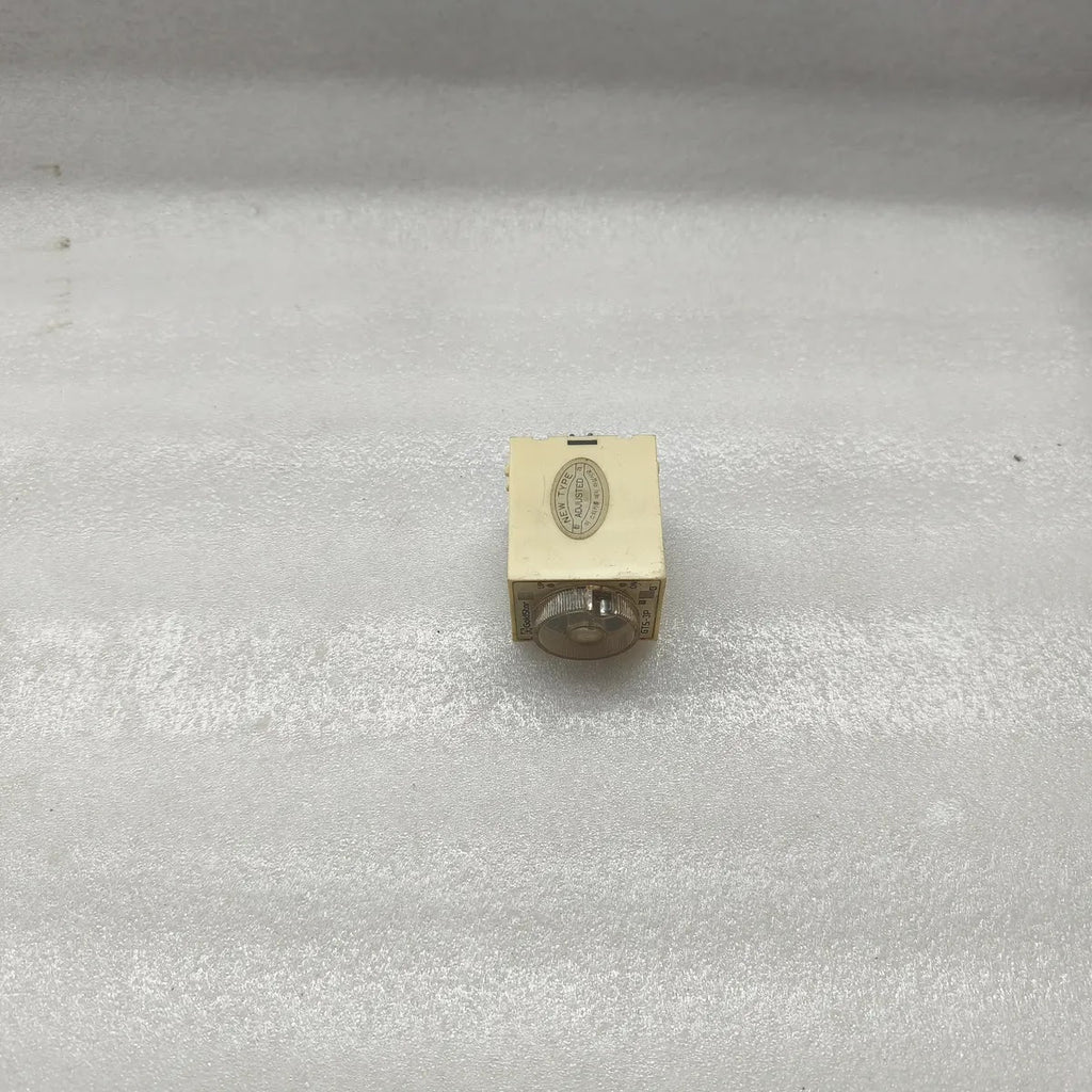 GoldStar GTS-3PA-B Super Timer Relay AC220V 5A/0.5A 0-10 Sec