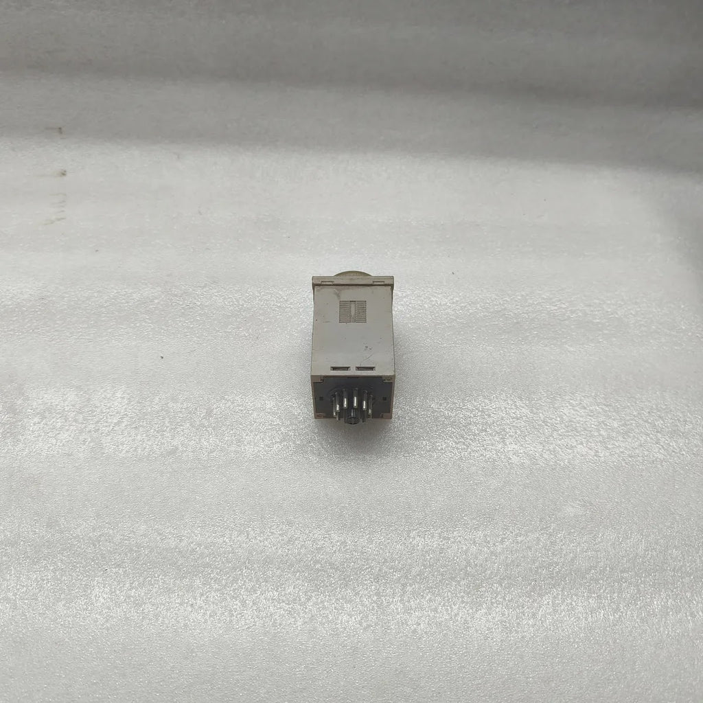 Omron H3BA Timer 24VDC Source 5A 250VAC Resistive Load