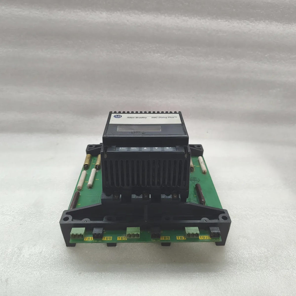 A Bradley SMC Dialog Plus 40888-490-01-B1FX Soft Starter Pump Controller