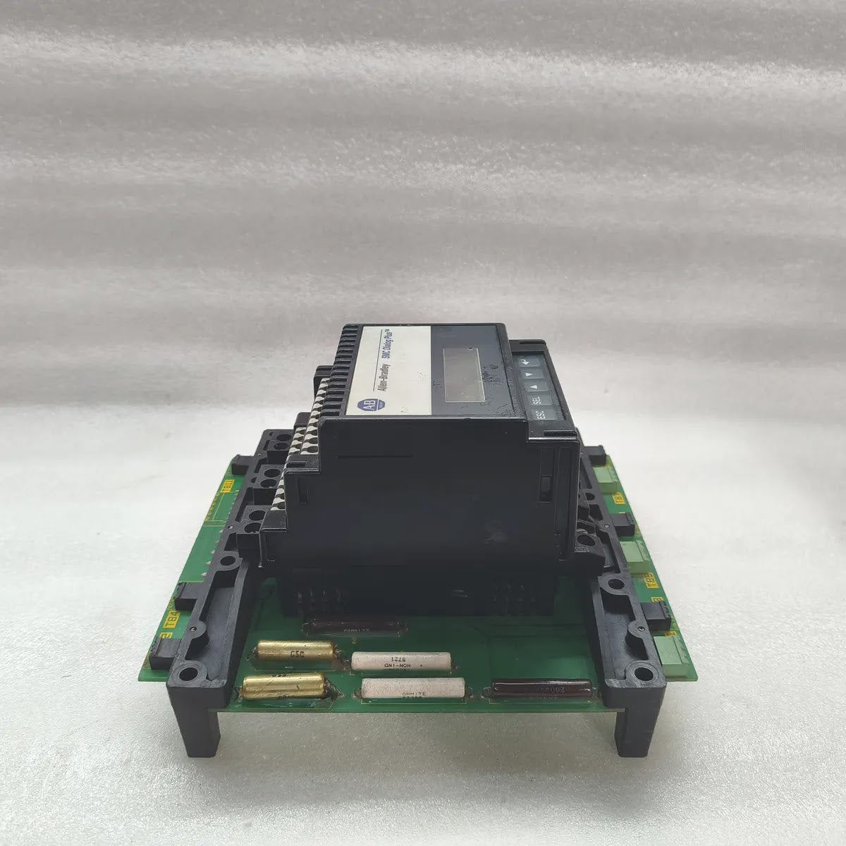 A Bradley SMC Dialog Plus 40888-490-01-B1FX Soft Starter Pump Controller