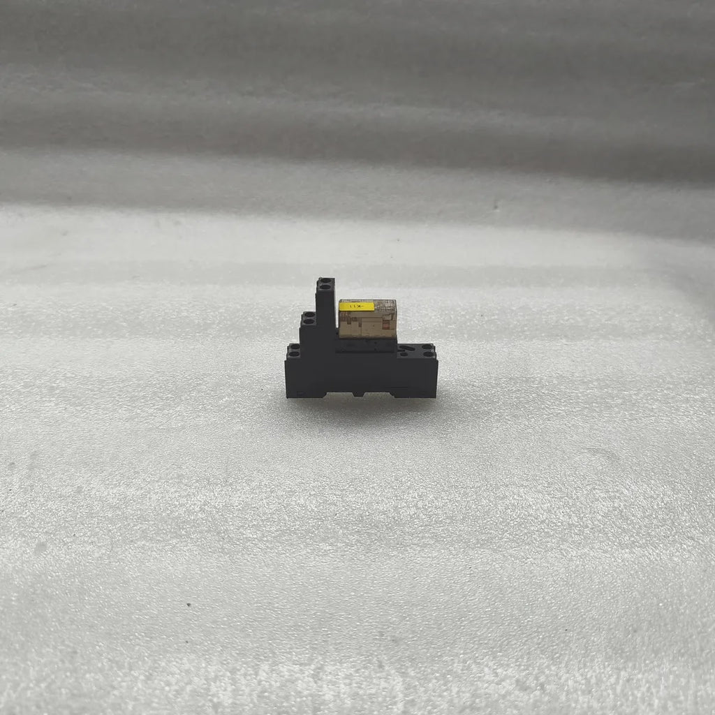 Weidmuller SRC 2CO 8690830000 Relay Socket 2CO 12A 300VAC DIN Rail