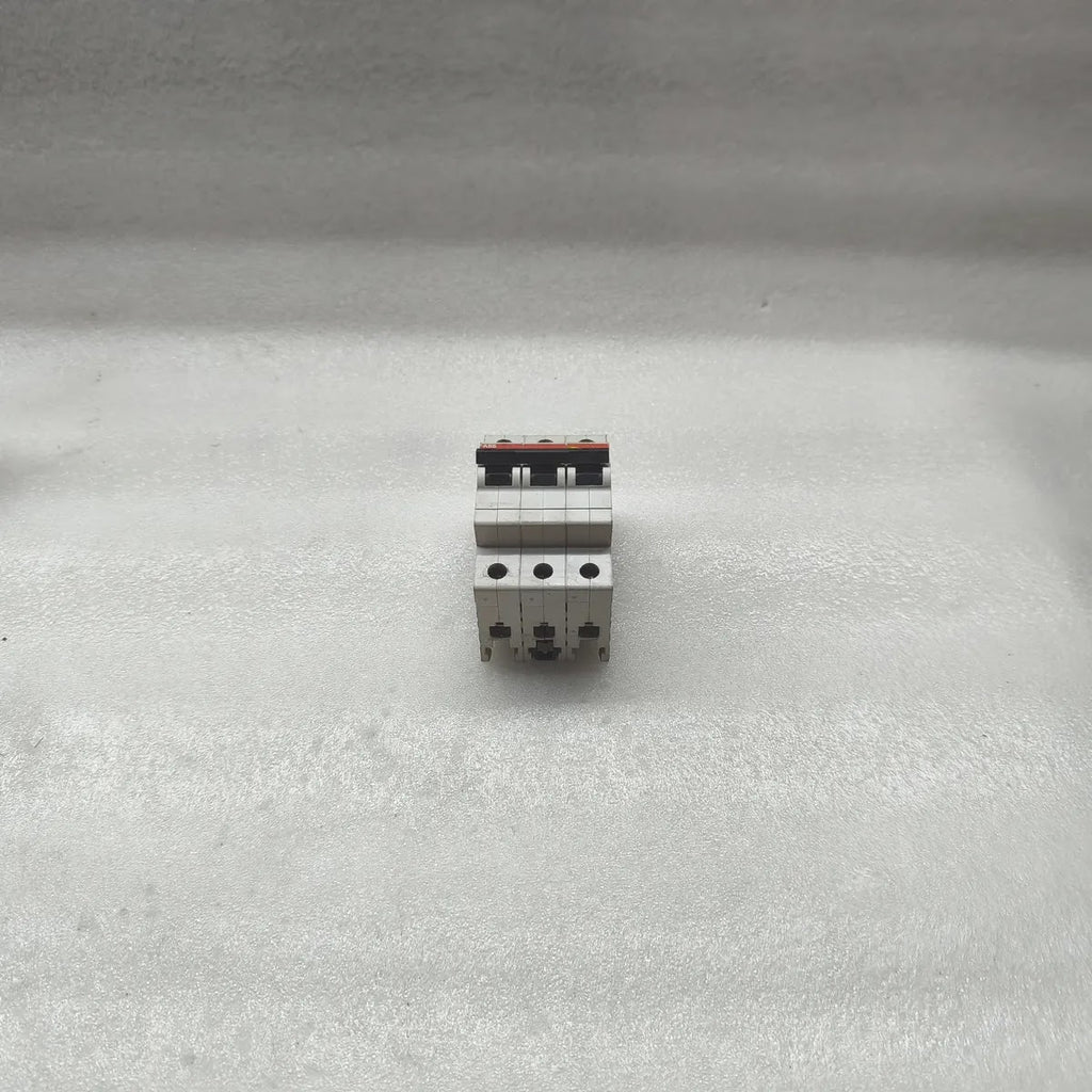 ABB SH203M C2 Miniature Circuit Breaker 2A 3-Pole 400V 10kA IEC/EN 60898-1