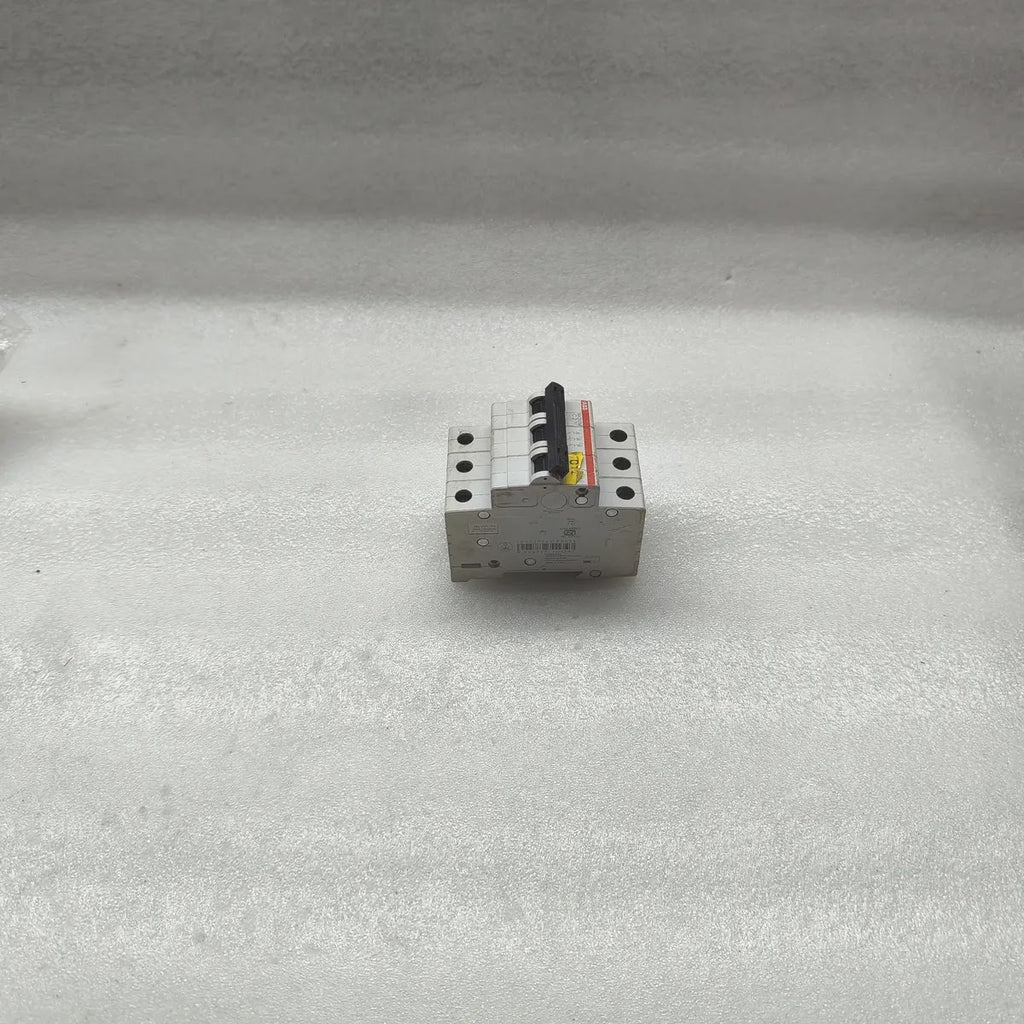 ABB SH203M C2 Miniature Circuit Breaker 2A 3-Pole 400V 10kA IEC/EN 60898-1