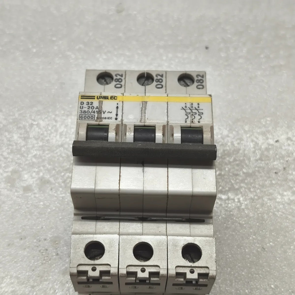Unelec D 32 Miniature Circuit Breaker 3-Pole U-20A 380/415V 6000/10000 IEC