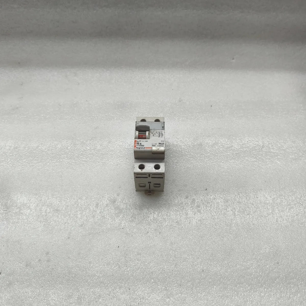 Legrand 08607 RCCB 2-Pole 40A 30mA 230V Residual Current Circuit Breaker