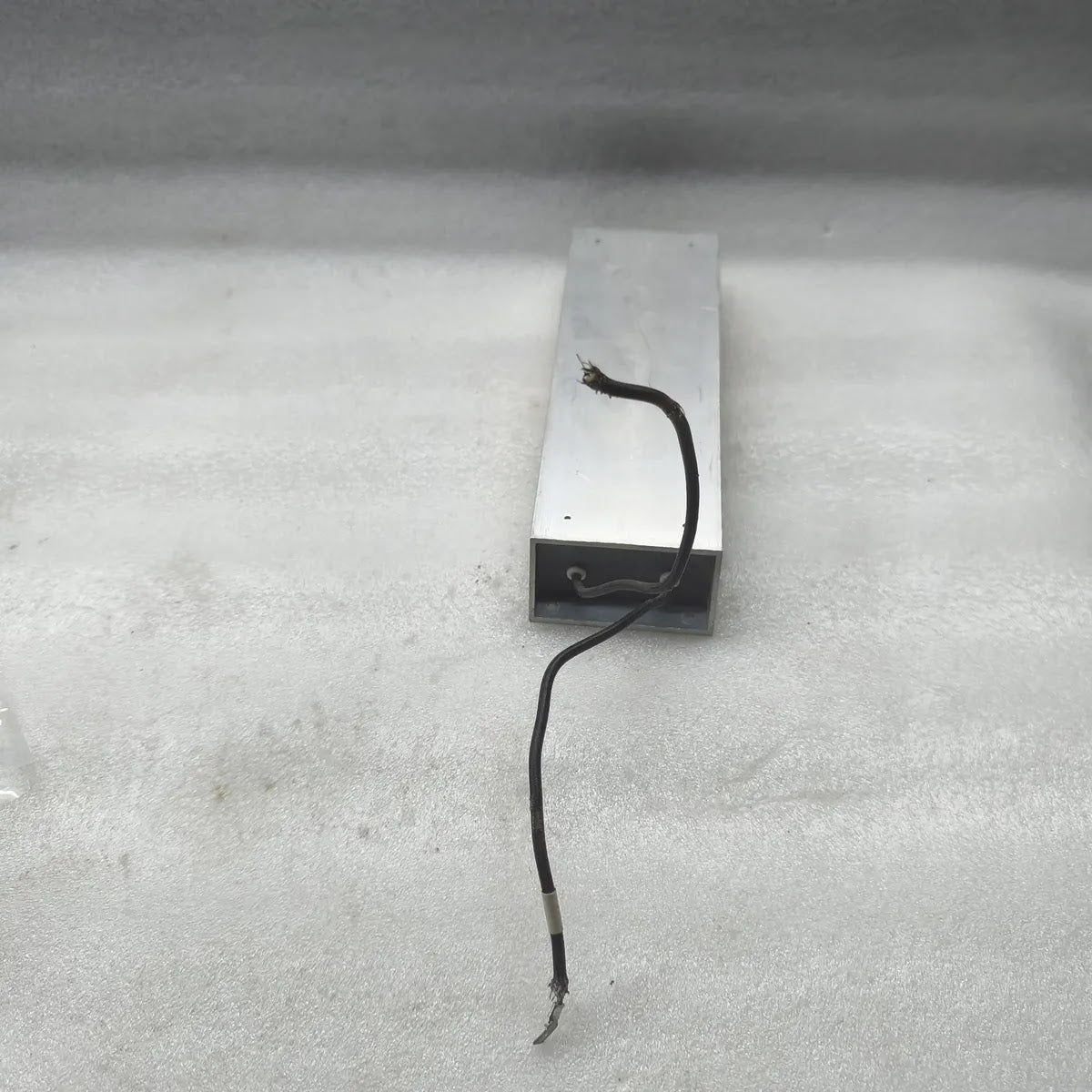 JRM Aluminum Housed Resistor 500W 2 Ohm J BI Wire-Wound Power Resistor