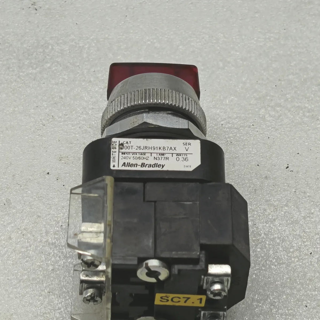 A Bradley 800T-26JRH91KB7AX Illuminated Selector Switch 240V 50/60Hz Ser V Red