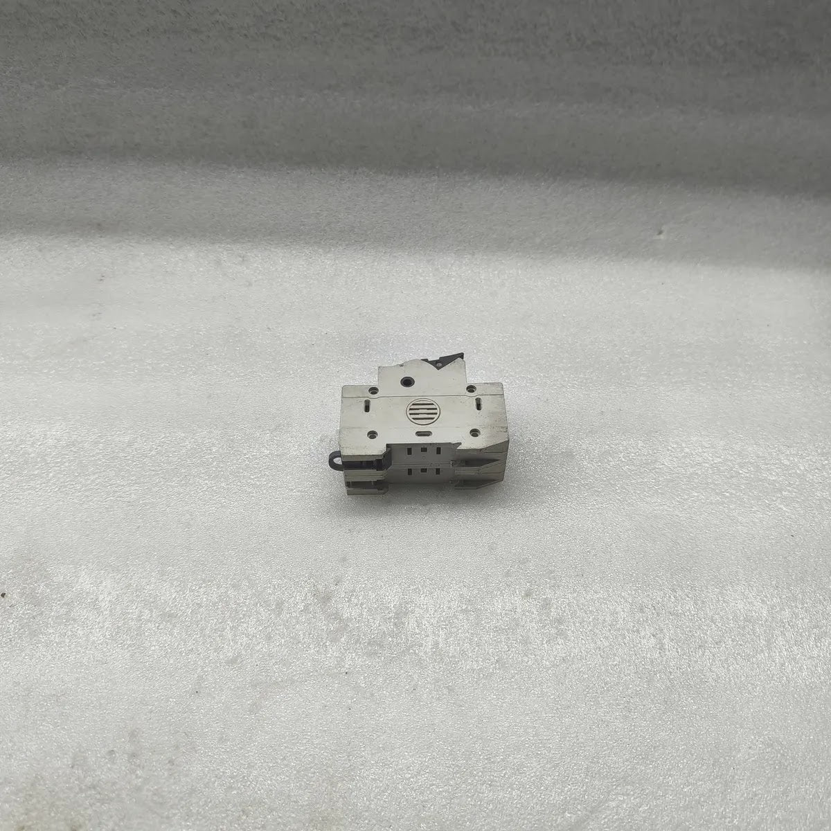 A Bradley 1492-FB2C30-L Fuse Holder 30A 600V 2-Pole Class CC Series B