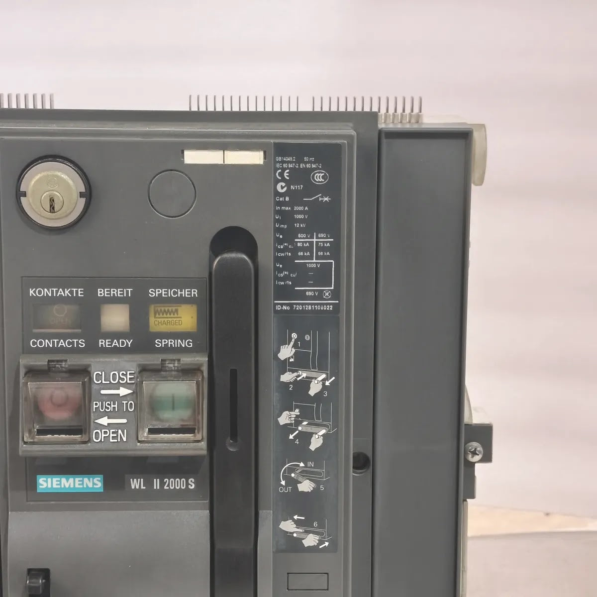 Siemens WL II 2000 S Air Circuit Breaker 3WL1220-3FB36-4GA4 2000A ETU45B