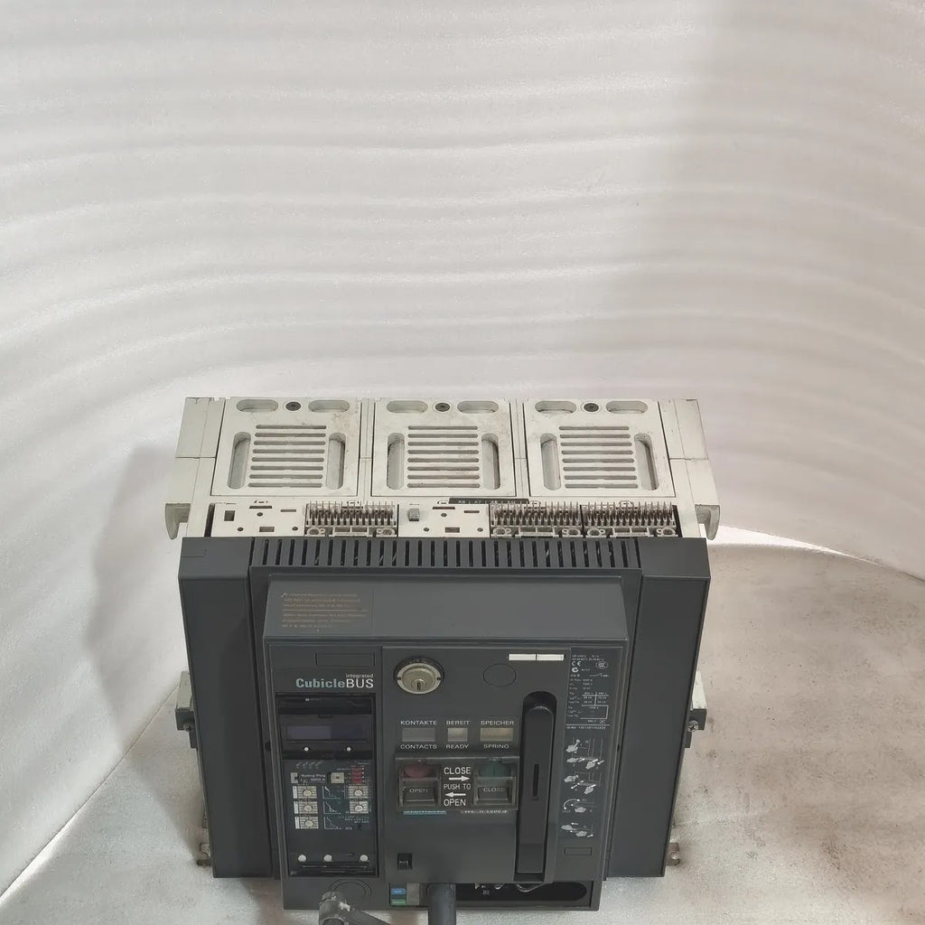 Siemens WL II 2000 S Air Circuit Breaker 3WL1220-3FB36-4GA4 2000A ETU45B