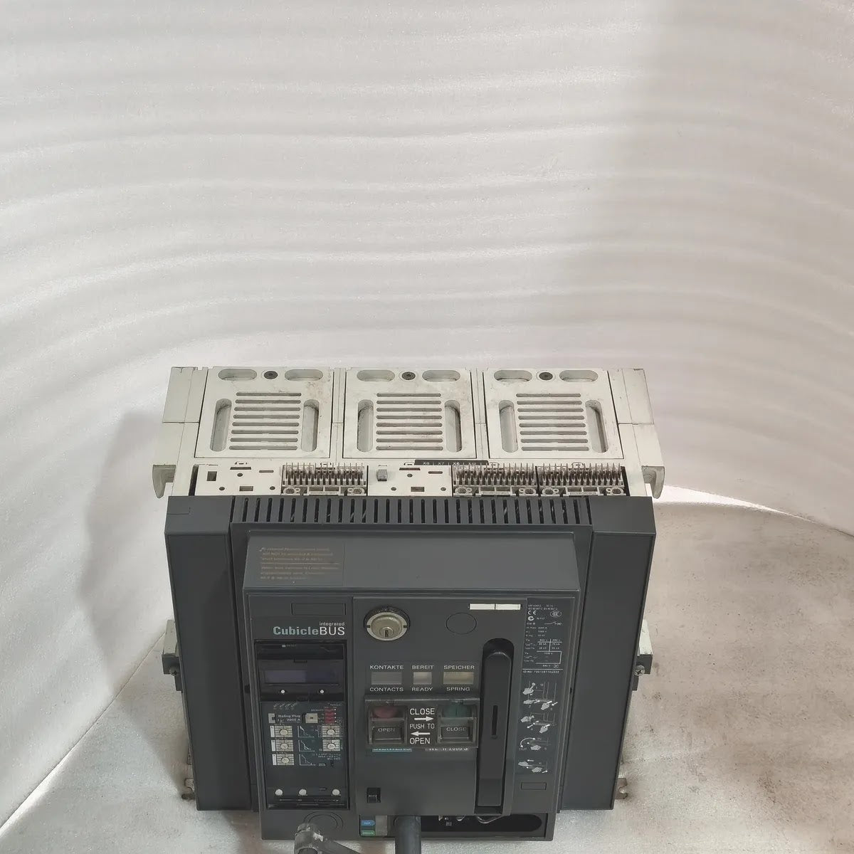 Siemens WL II 2000 S Air Circuit Breaker 3WL1220-3FB36-4GA4 2000A ETU45B