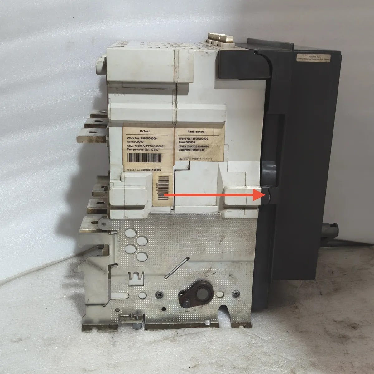 Siemens WL I 800 S ACB 3WL1108-3CB36-4GA4 800A 690V 66kA ETU25B