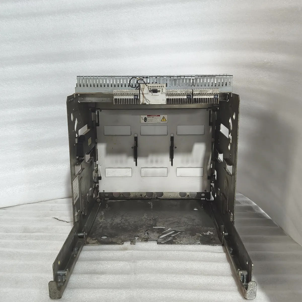 Siemens 3WL1220-3FB36-4GA4 WL II 2000S Air Circuit Breaker PROFIBUS ETU45B