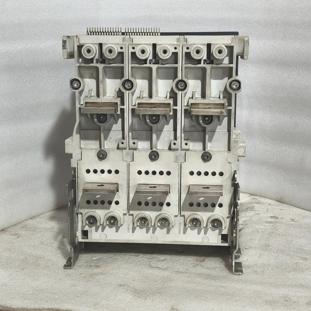 Siemens WL I 800 S Air Circuit Breaker 3WL1108-3CB36-4GA4 800A ETU25B 3P