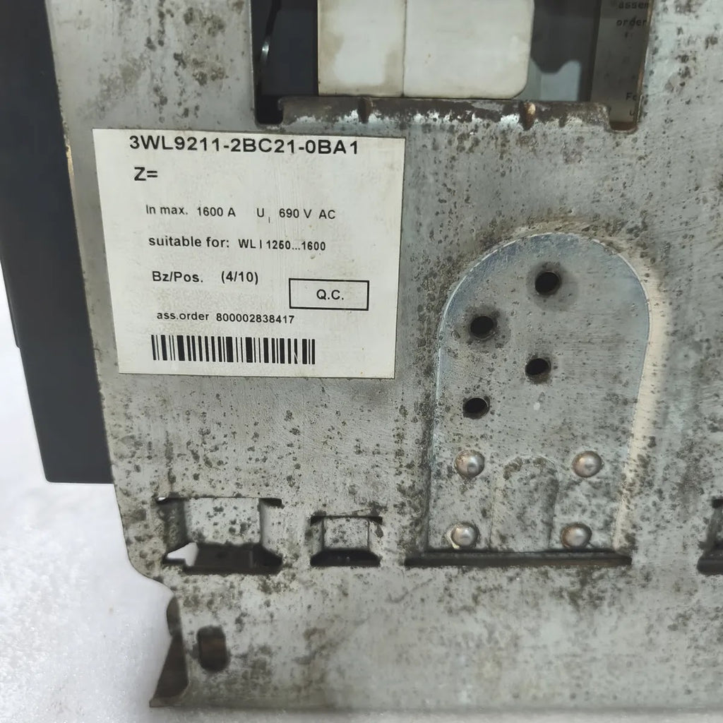 Siemens 3WL1112-2CB45-4GS4-Z Air Circuit Breaker WL I 1250 N 1250A 690V 4-Pole