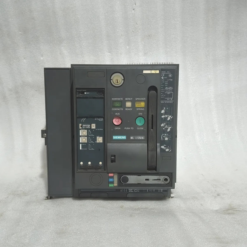Siemens WL I 1250 N Air Circuit Breaker 3WL1112-2CB45-4GS4-Z 1250A 690V ETU25B