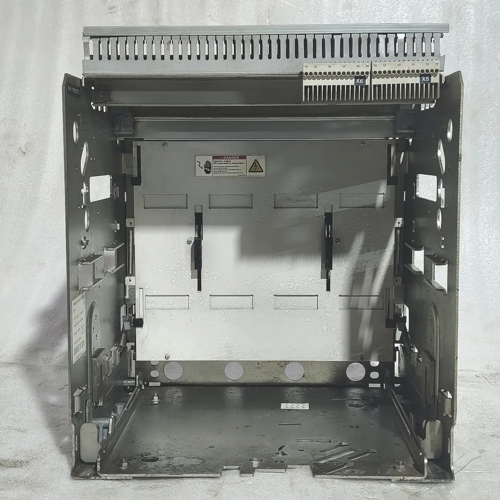 Siemens WL I 1250 N Air Circuit Breaker ETU25B 1250A 3WL1116-3AS42-1AA2 4-Pole