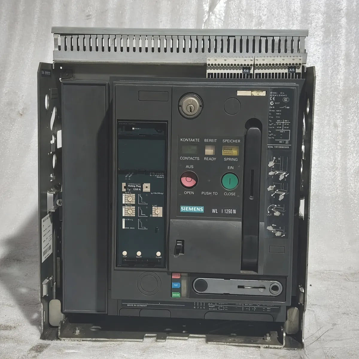 Siemens WL I 1250 N Air Circuit Breaker ETU25B 1250A 3WL1116-3AS42-1AA2 4-Pole