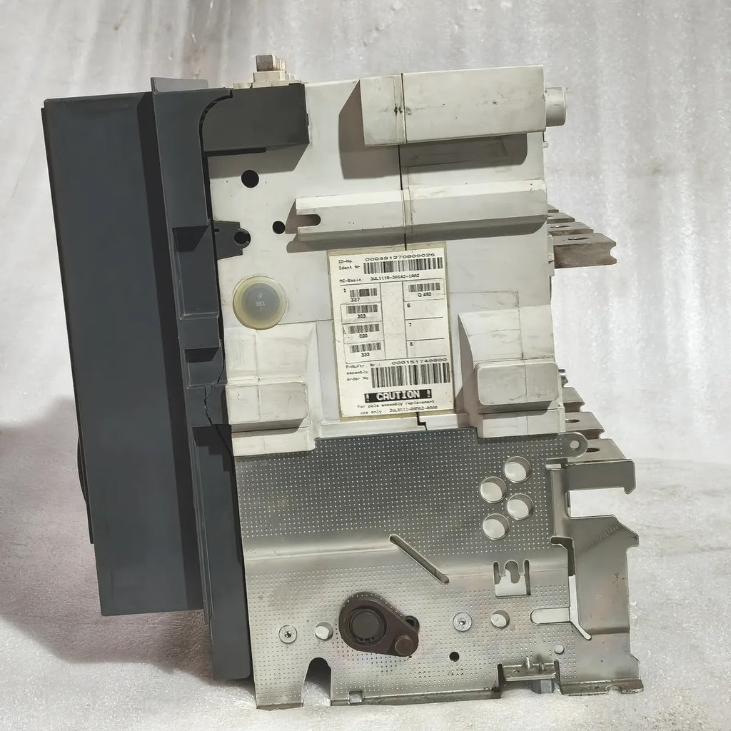 Siemens WL I 1250 N Air Circuit Breaker ETU25B 1250A 3WL1116-3AS42-1AA2 4-Pole