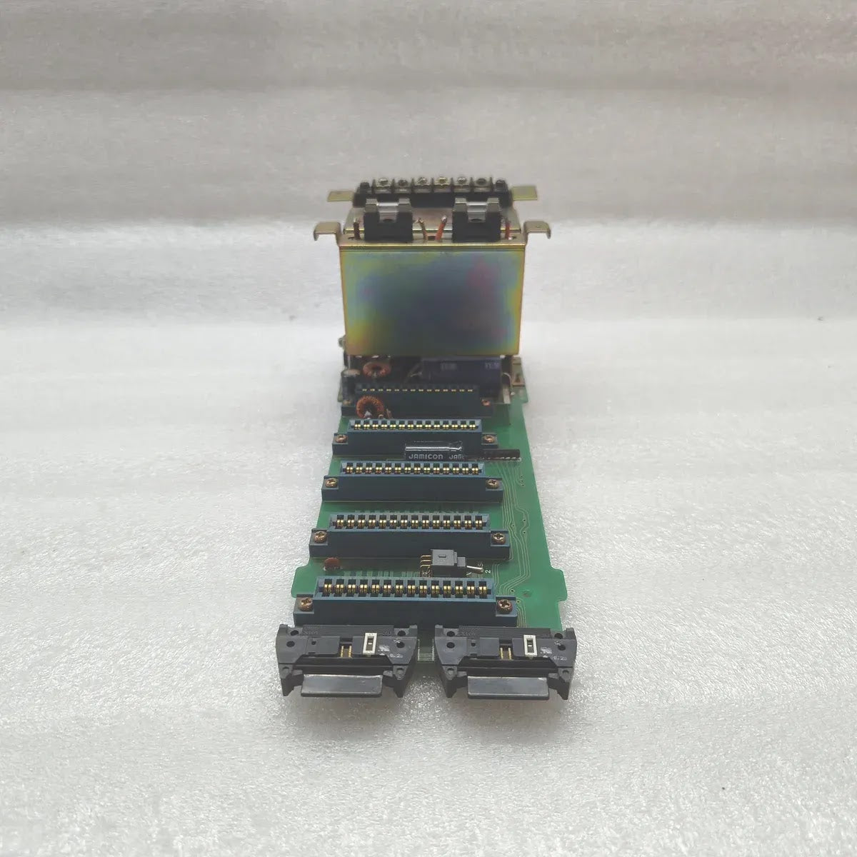 KOYO 7820723-7 E-01B Rack Backplane Board with Power Supply 5-Slot