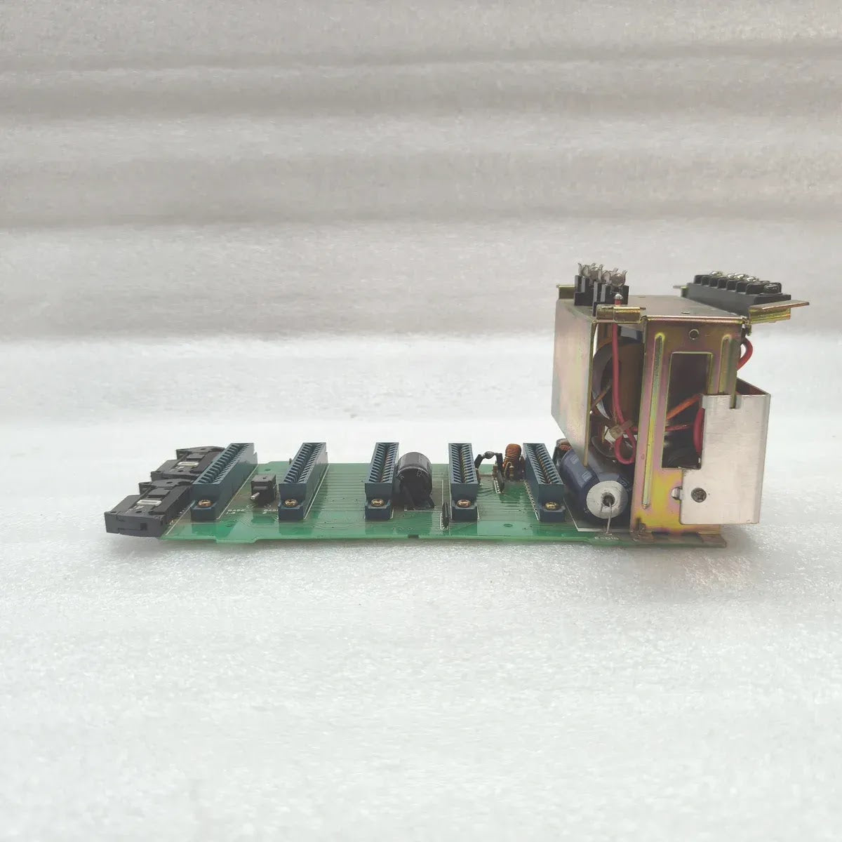 KOYO 7820723-7 E-01B Rack Backplane Board with Power Supply 5-Slot