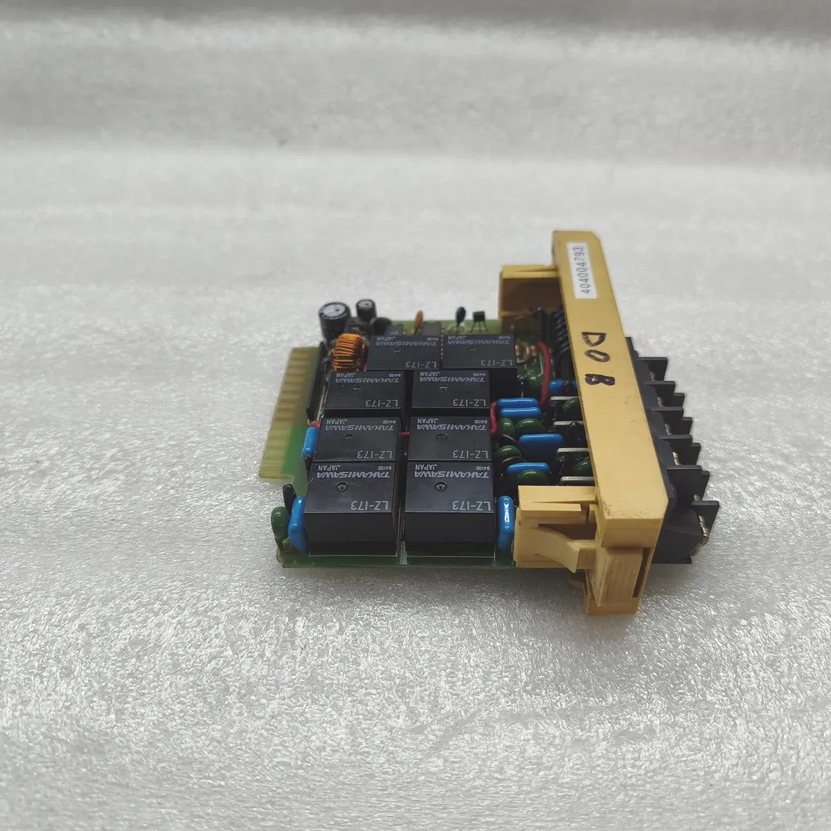 KOYO E-01T-4157 PLC Relay Output Module 8-Point 265VAC