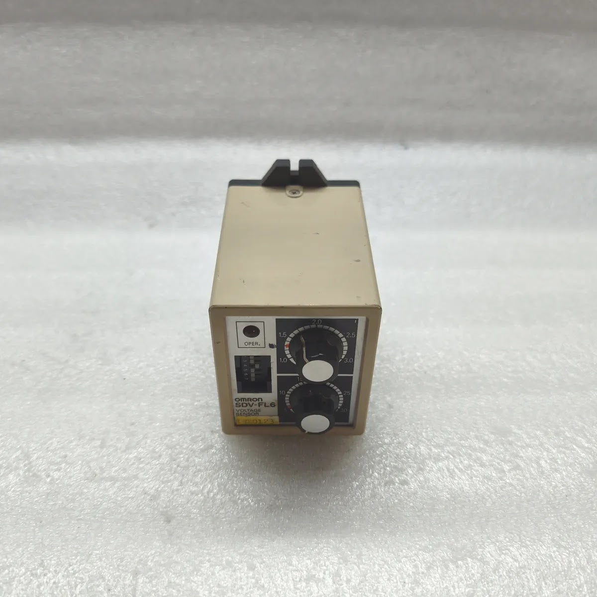 OMRON SDV-FL6 Voltage Sensor 100/110VAC