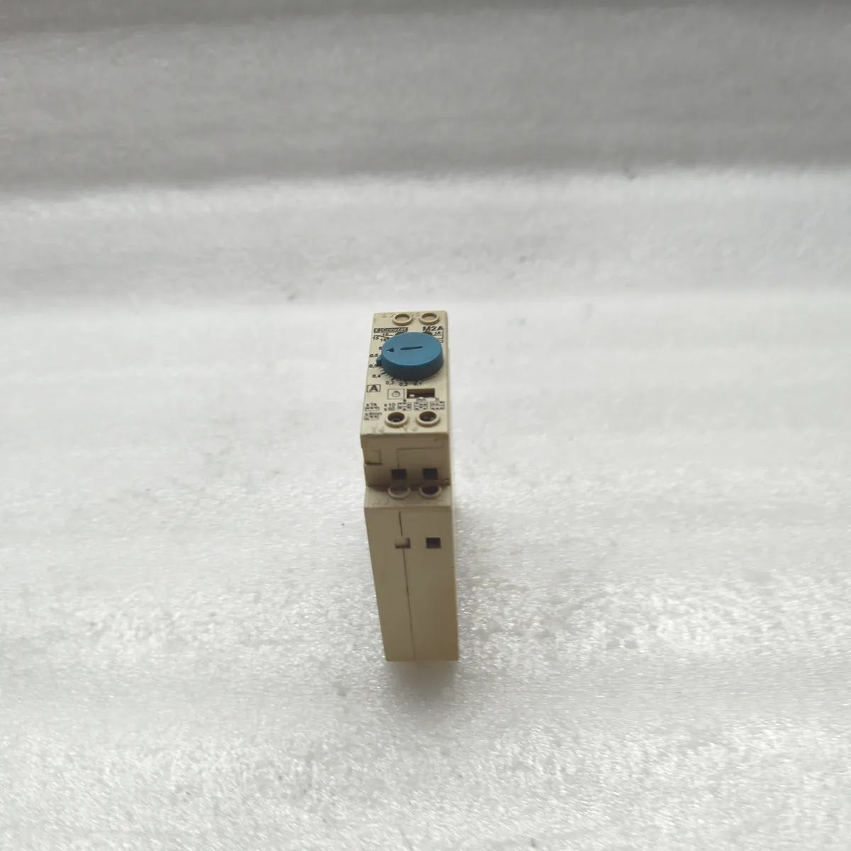 CROUZET M2A 88881104 Timer Relay 220-240V 8A