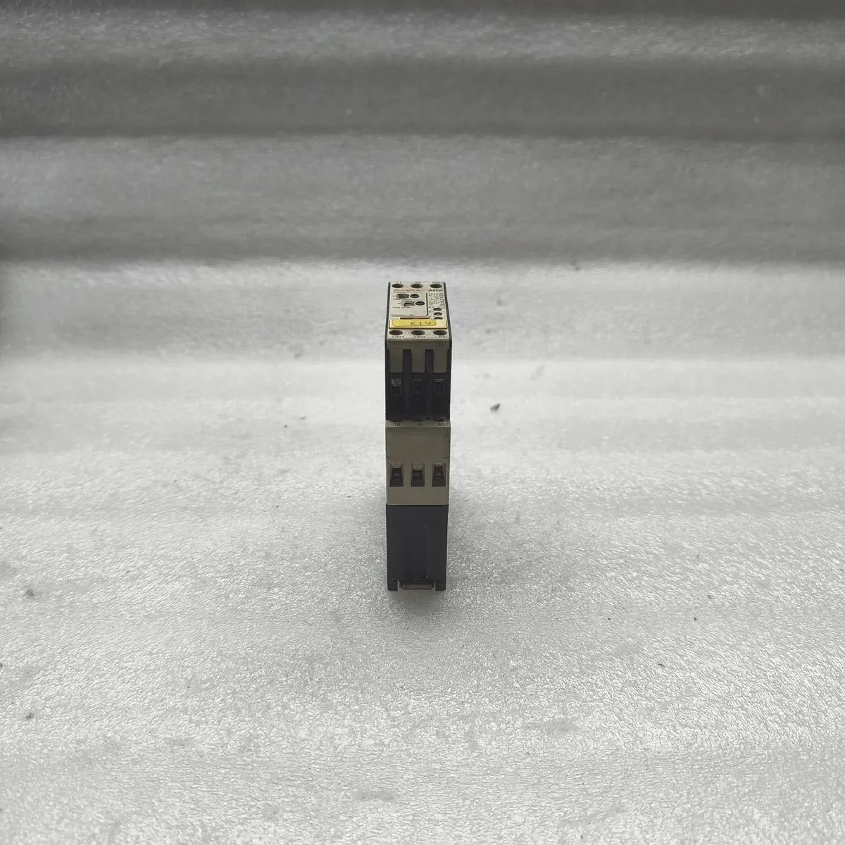 SCHIELE 2.430.113.02 AHS Off-Delay Timer Relay 110-240VAC