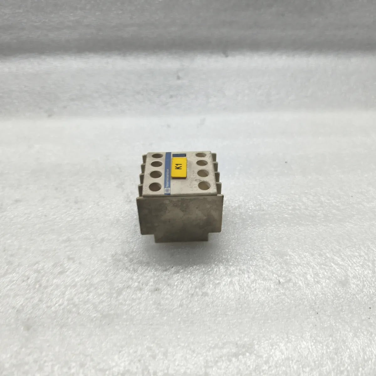 TELEMECANIQUE LADN22 Auxiliary Contact Block 2NO+2NC 10A 690V