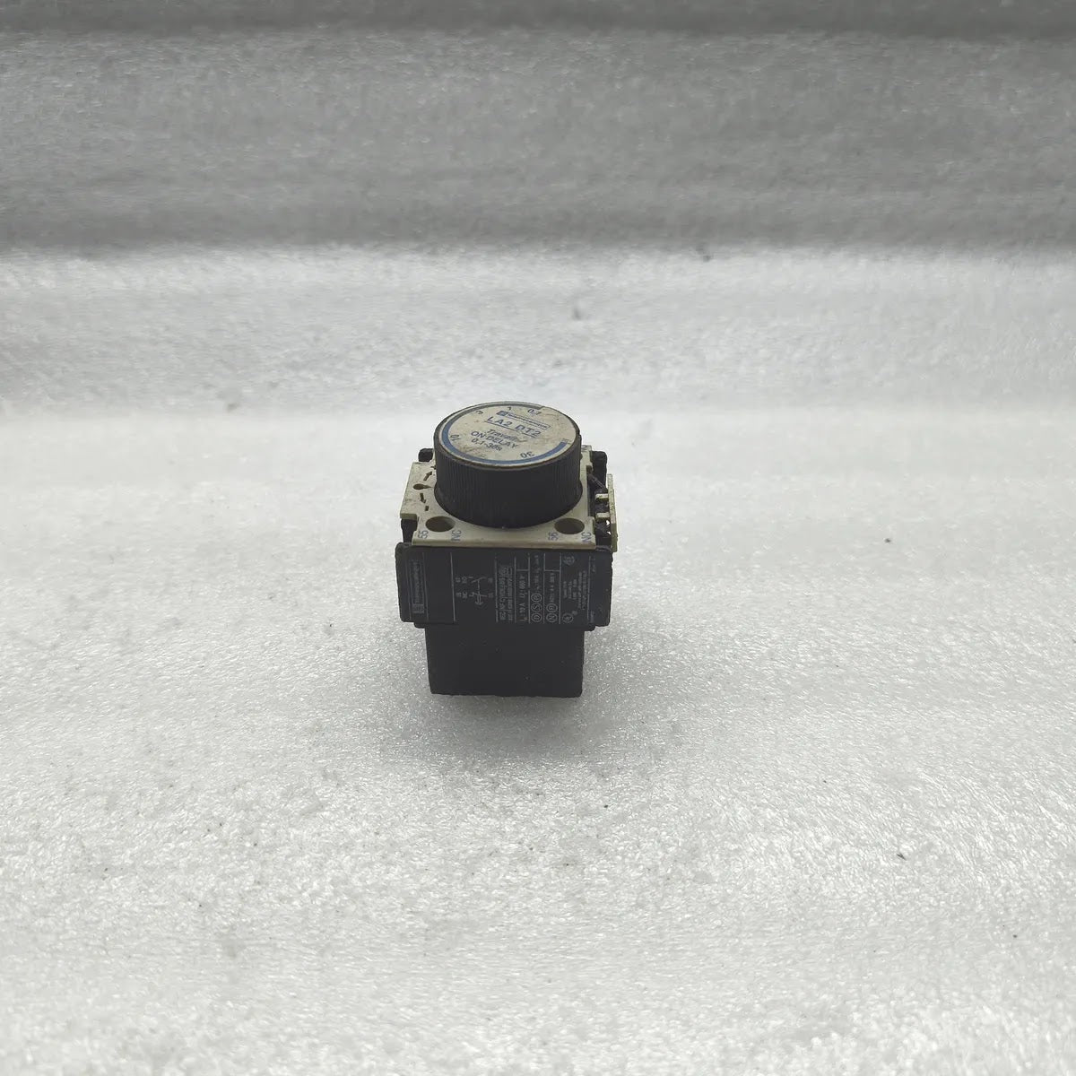 TELEMECANIQUE LA2DT2 Pneumatic On-Delay Timer Block 0.1-30s 10A