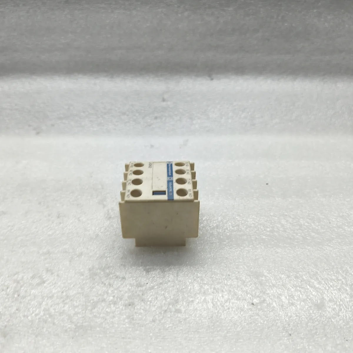 TELEMECANIQUE LADN22 Auxiliary Contact Block 10A 690V