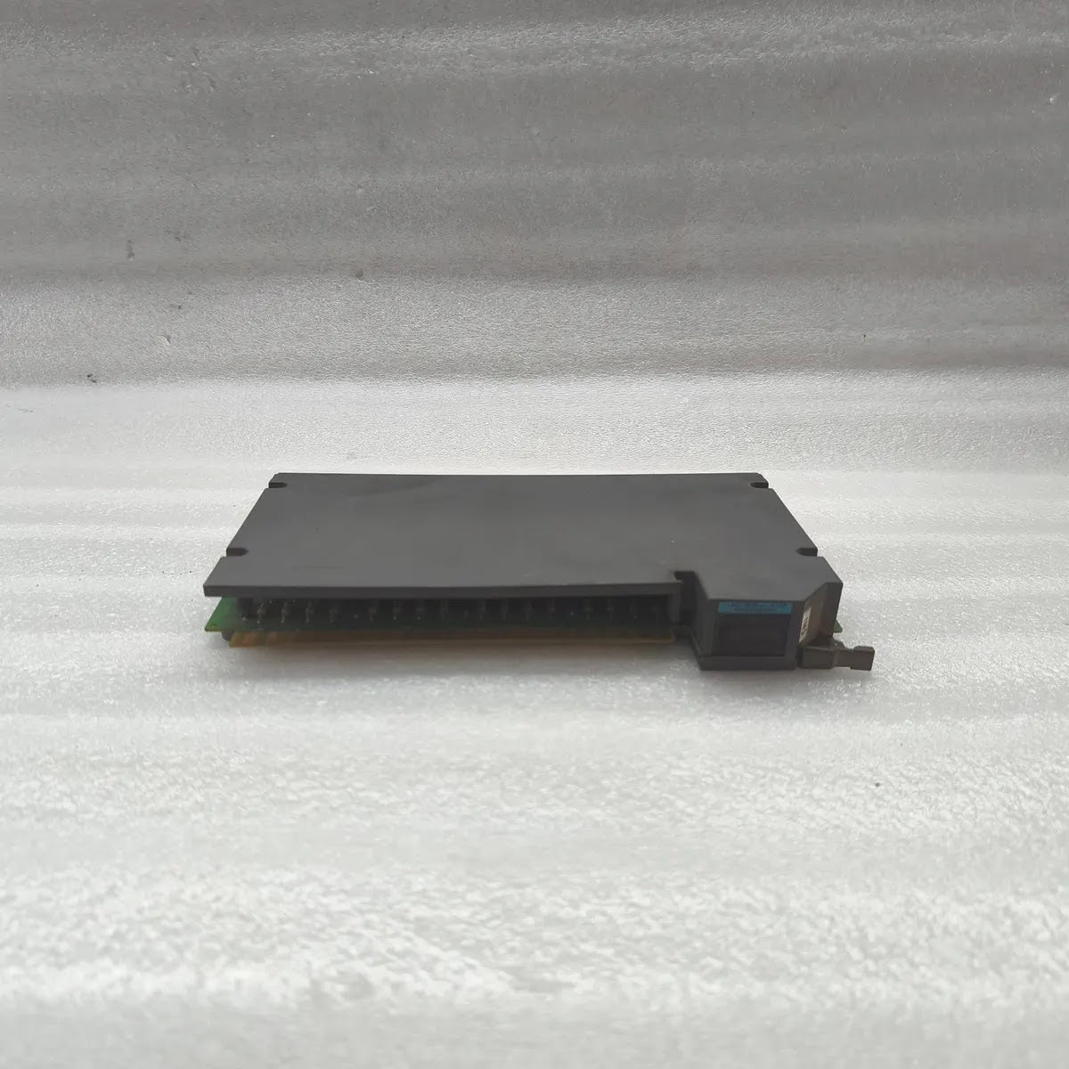 A Bradley 1771-IBN/C 10-30 VDC HIGH TRUE INPUT MODULE SERIES C REV D03