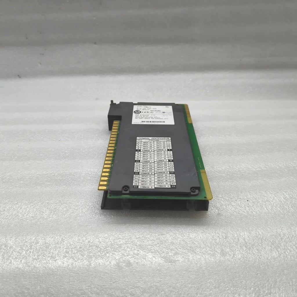 A Bradley 1771-IBN/C 10-30 VDC HIGH TRUE INPUT MODULE SERIES C REV D03