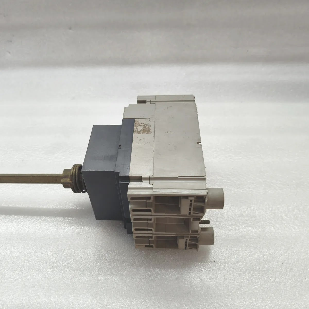 MERLIN GERIN Compact NS 100N Moulded Case Circuit Breaker 750V Ui 8kV Uimp 3P