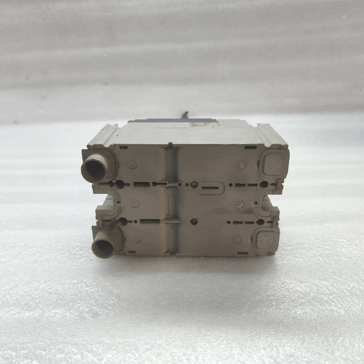 MERLIN GERIN Compact NS 100N Moulded Case Circuit Breaker 750V Ui 8kV Uimp 3P