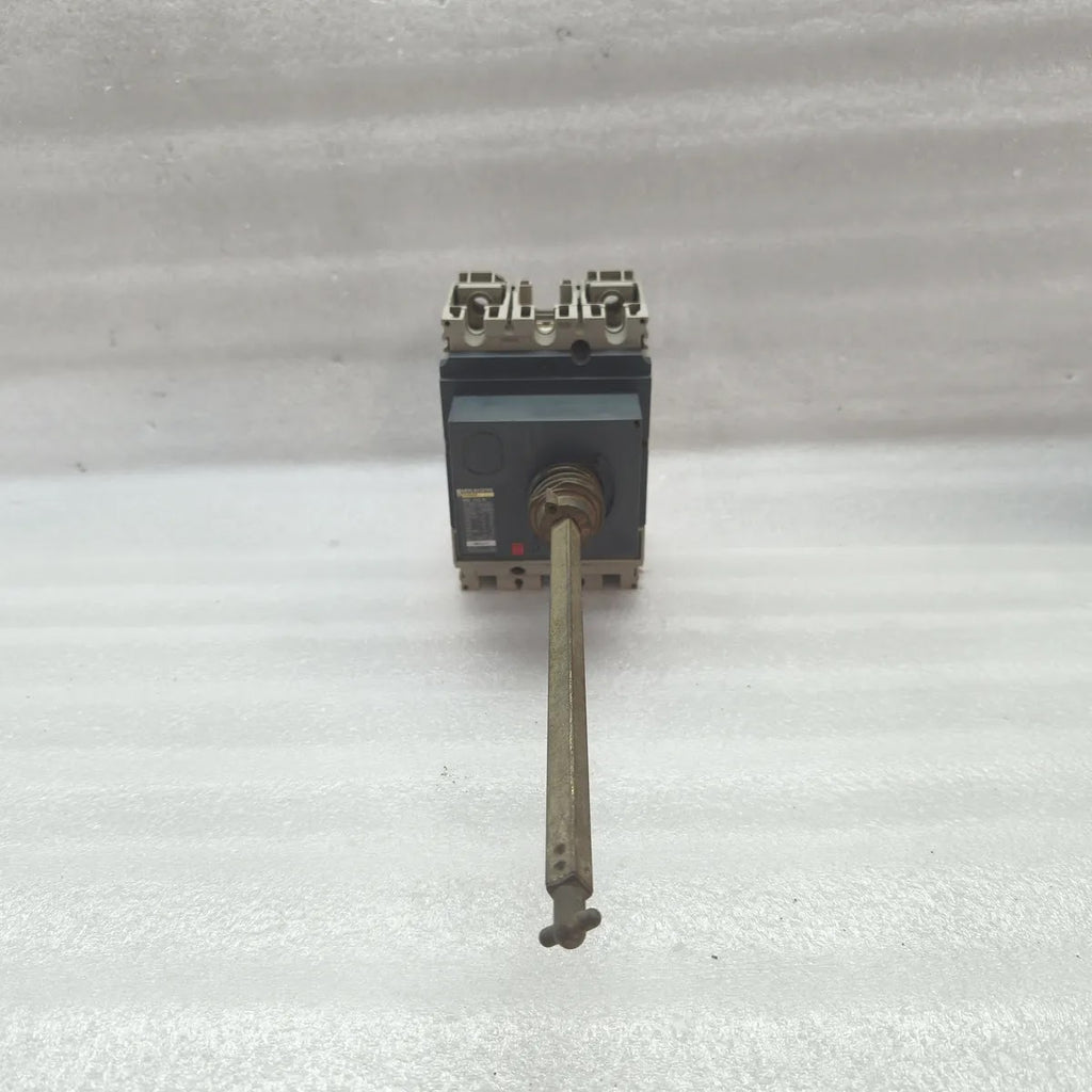 MERLIN GERIN Compact NS 100N Moulded Case Circuit Breaker 750V Ui 8kV Uimp 3P